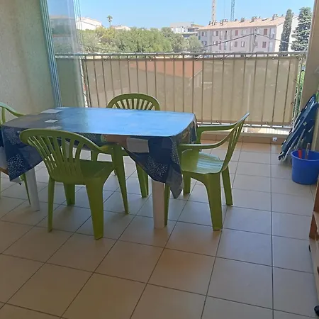 Appartement Residence Les Eucalyptus LʼÎle-Rousse Buitenkant foto